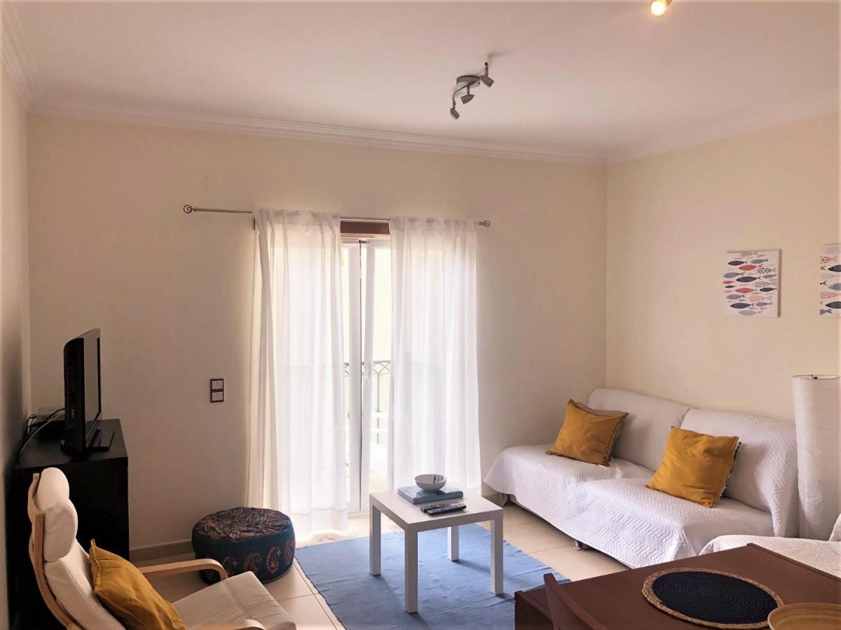 Casas Do Mar - S. Martinho Bay Apartment Sao Martinho do Porto Bagian luar foto