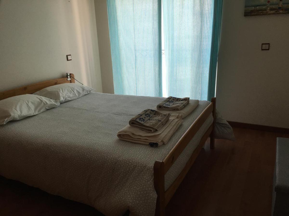 Casas Do Mar - S. Martinho Bay Apartment Sao Martinho do Porto Bagian luar foto